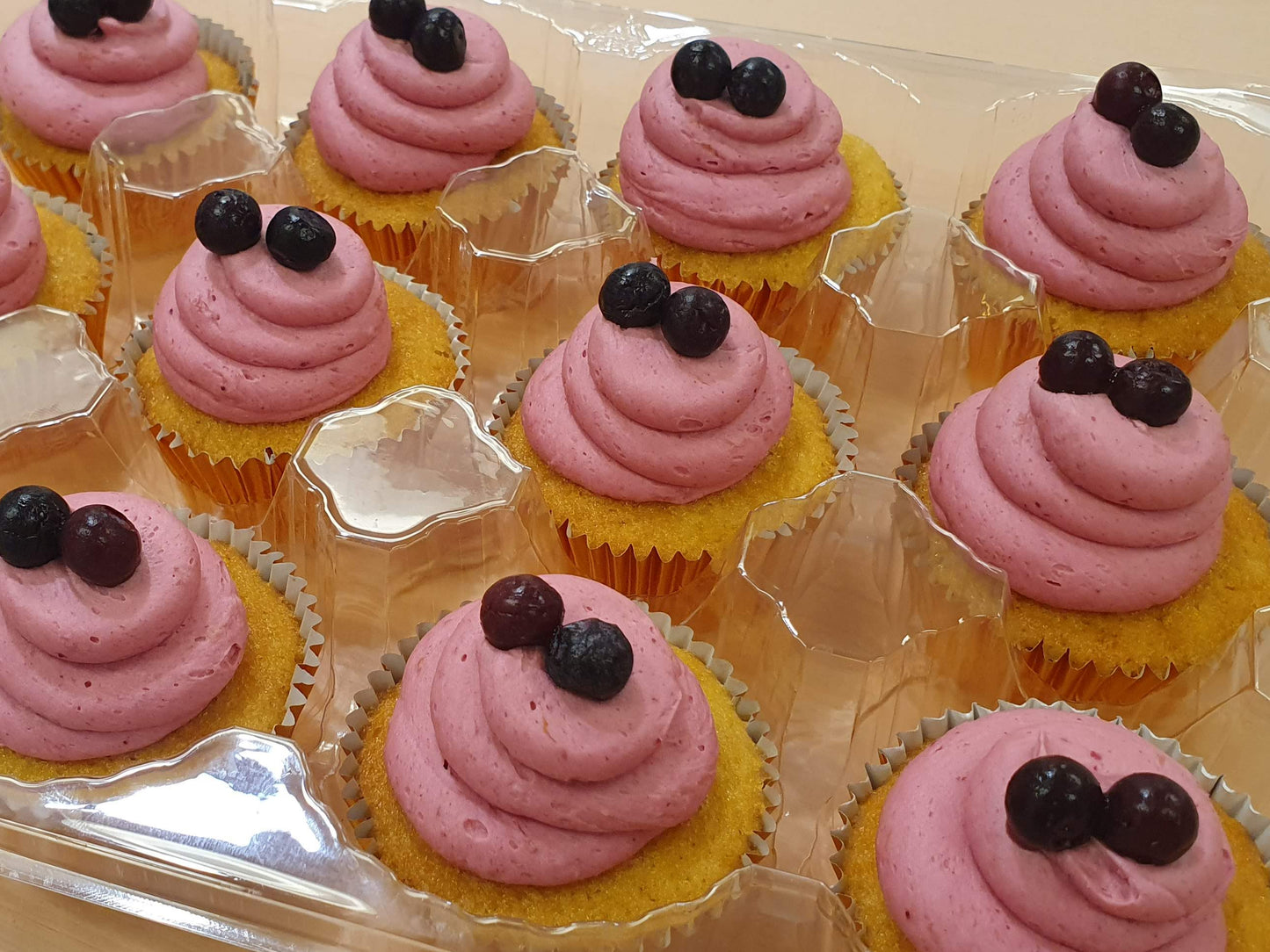 Lemon & Berry Cupcakes