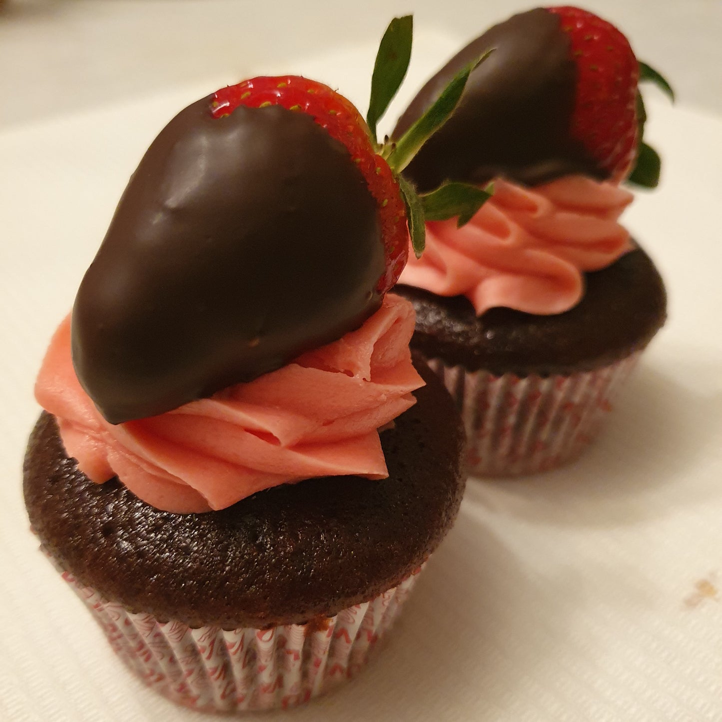 Chocolate-covered Strawberry Cupcakes
